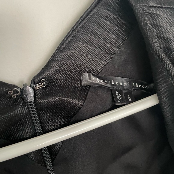 Theyskins’ Theory Deiliah Slit-Front Gown - Picture 4 of 6